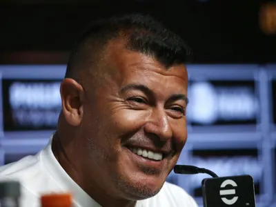 Sonríe Jorge Almirón: Colo-Colo confirma favorable noticia de cara al duelo ante Racing