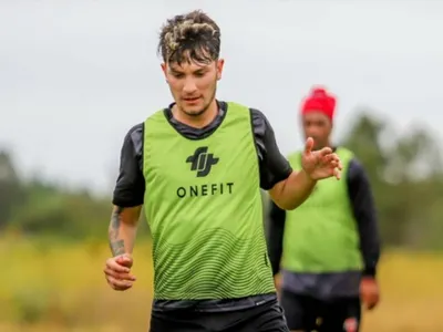 El futbolista desechado por Colo-Colo que puede hacer su debut en Copa Libertadores