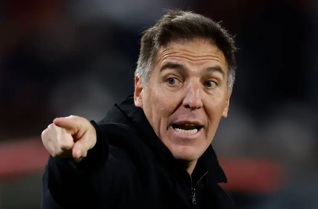 Eduardo Berizzo esperará hasta último minuto a Marcelino Núñez.