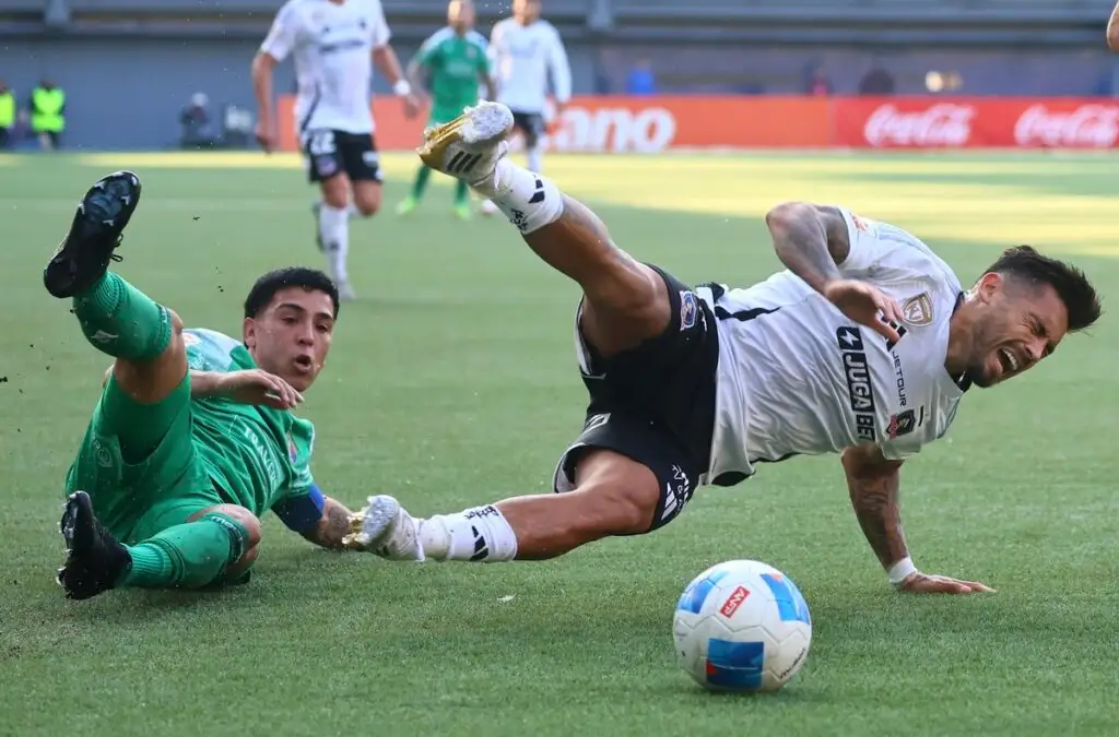 El extremo derecho no aprovechó los 57 minutos que estuvo en cancha. Foto: Jonnathan Oyarzun/Photosport.