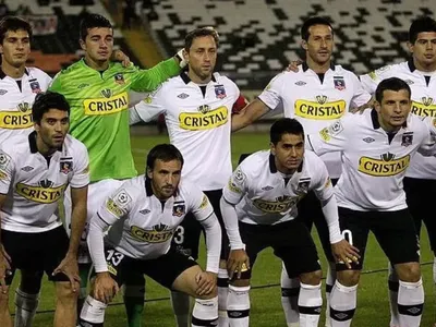 Recordado ex jugador de Colo-Colo sale en respaldo de Esteban Pavez por su difícil presente: «Me pone mal»