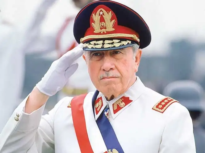 Augusto Pinochet quiso entregar recursos del Estado para terminar la construcción del Estadio Monumental.