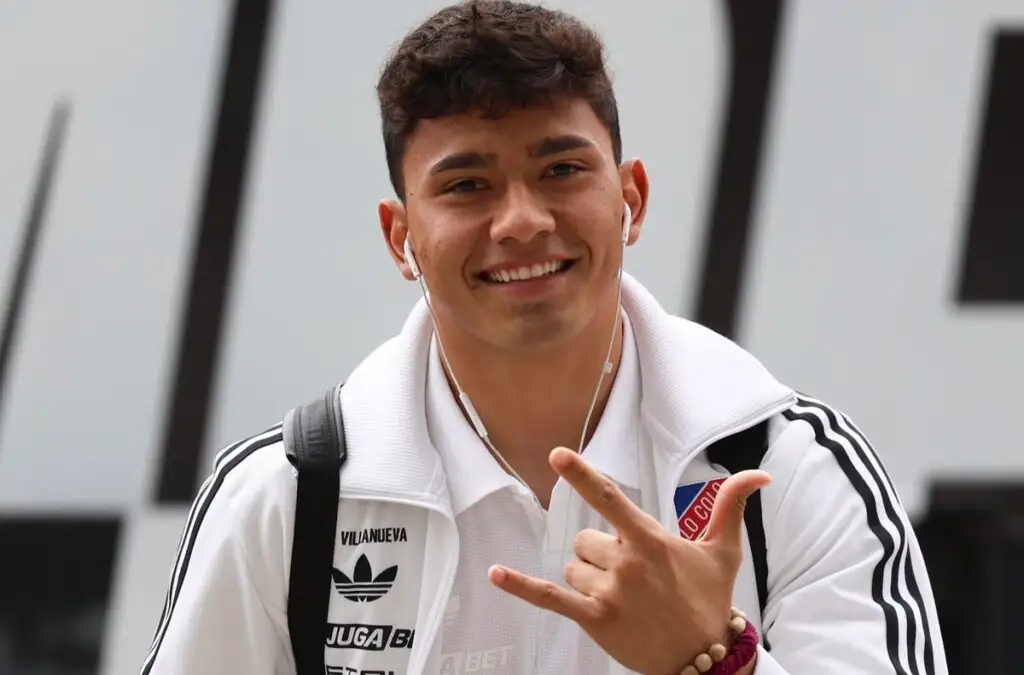 ¿Será Villanueva considerado como solución para el arco de Colo-Colo?.