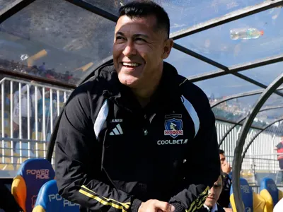 Jorge Almirón revela la posible fecha para el debut de Jonathan Villagra y Cristián Riquelme
