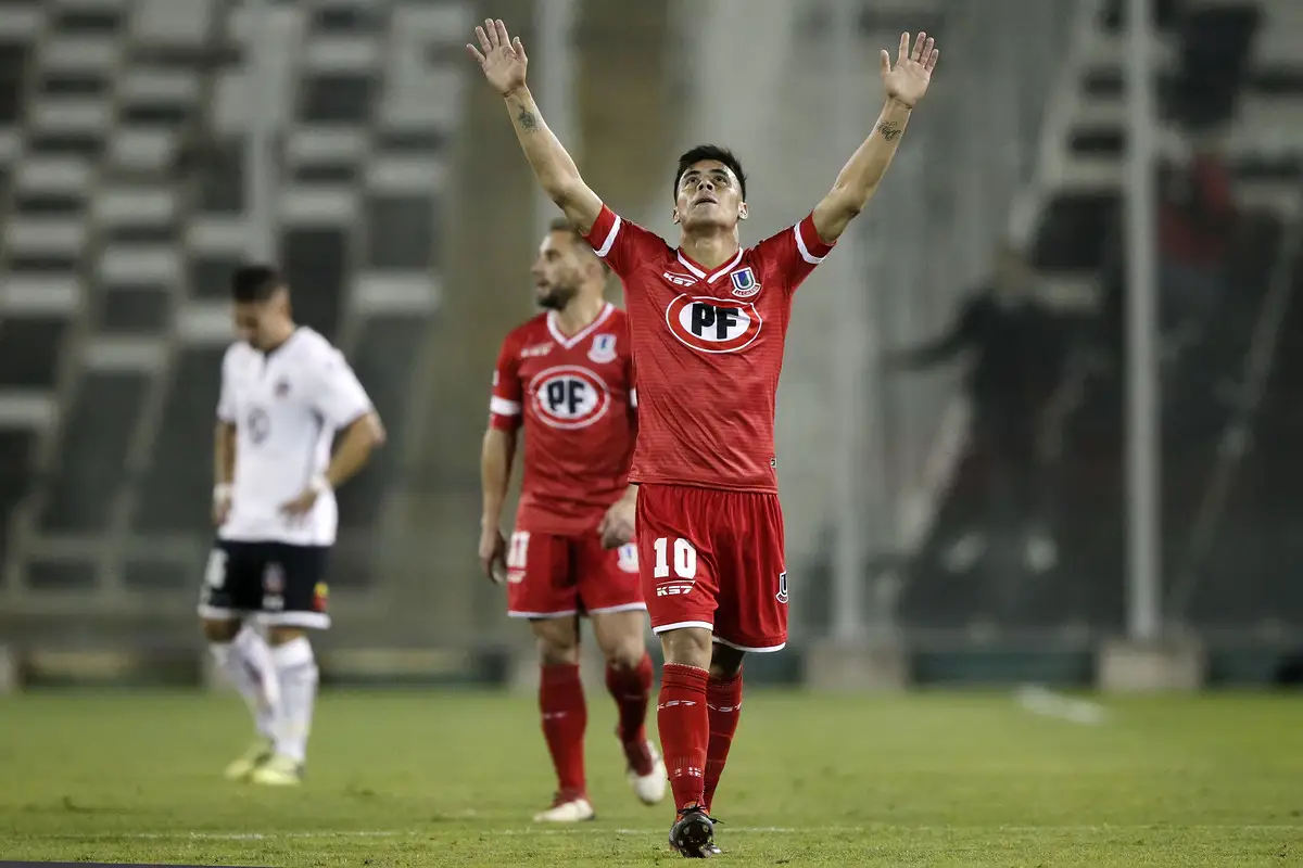 El argentino, incluso, supo anotarle a Colo-Colo en el Estadio Monumental en su paso por La Calera.