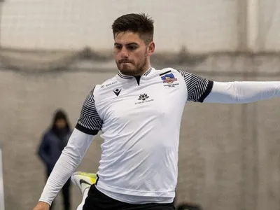 Jugador de Colo-Colo futsal fue transferido a Europa y se convierte en el primer chileno en llegar a Italia