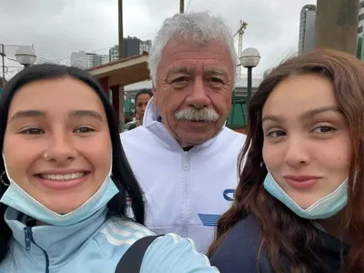 Aguante, ídolo: El fin de semana redondo y «desintoxicante» de Carlos Caszely