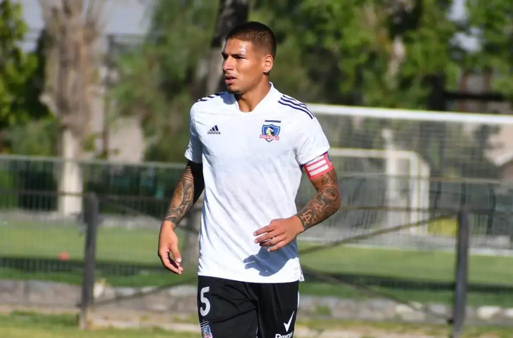 Alan Saldivia asoma como titular para enfrentar a Unión la Calera.