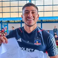 [VIDEO] ¡De gente humilde y noble corazón! Brayan Cortés recibió gran cantidad de regalos de niños en actividad social