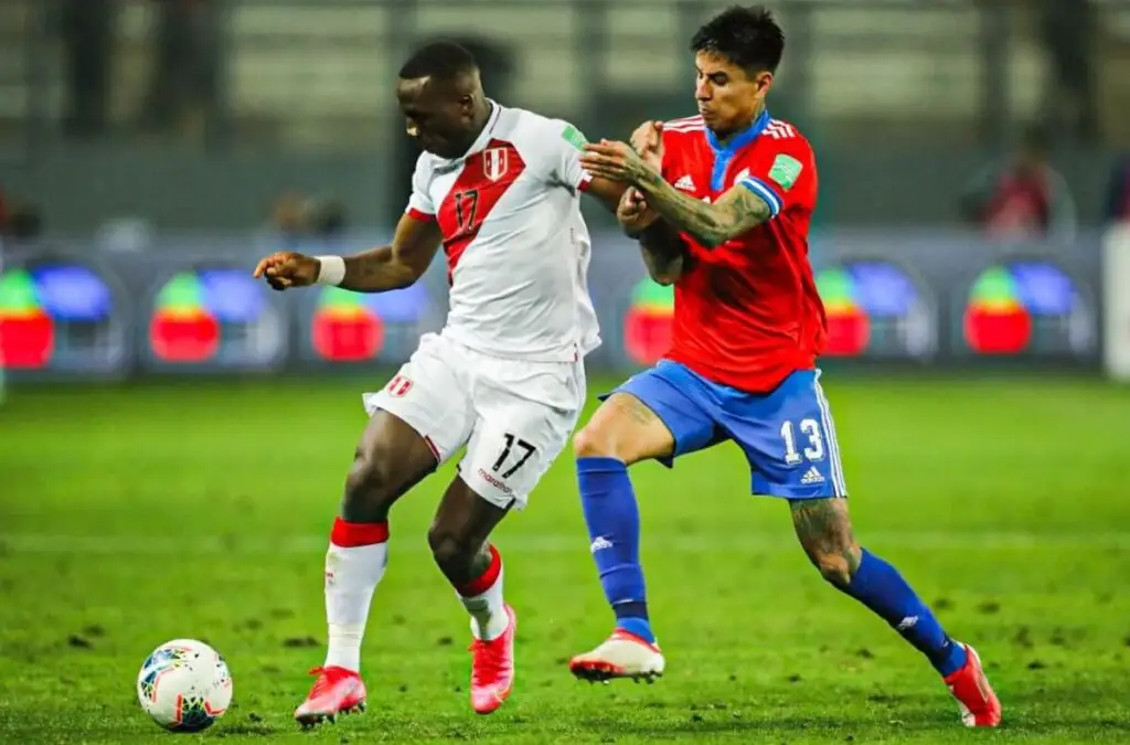 ‘La Roja’ y la Selección Peruana se enfrentarán en el Estadio Monumental.