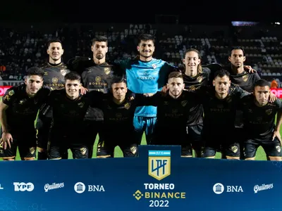 Colo-Colo volvería a la carga por futbolista que juega en la Primera División Argentina