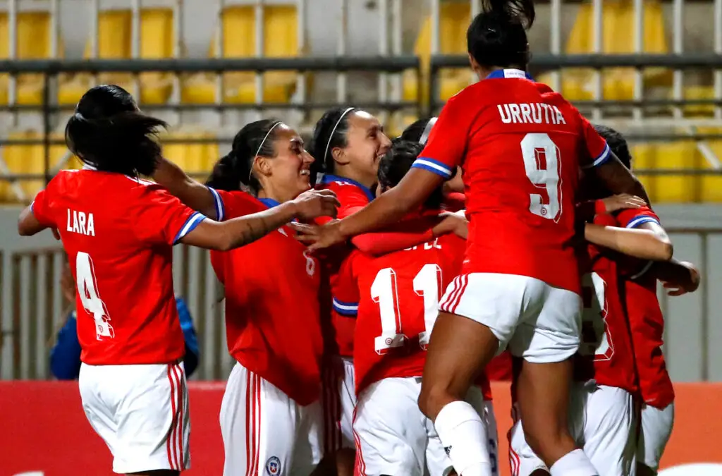 La Roja Femenina buscará esta noche su clasificación al Mundial de la categoría.