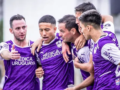 Fue campeón con Colo-Colo y hoy es el máximo goleador de su club en el fútbol uruguayo
