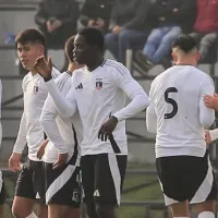 «Será un crack»: Hinchas alucinan con juvenil de Colo-Colo y lo piden para el primer equipo