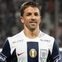 Hinchas de Alianza Lima despedazan a Gabriel Costa tras su mal rendimiento en Perú: «Muerto hijo de p…»