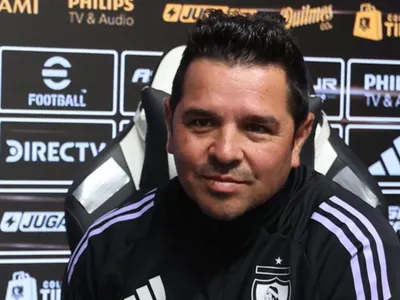 Ya firmaron: Héctor Tapia aseguró dos nuevas contrataciones para el primer equipo de Colo-Colo