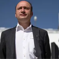 Con Edmundo Valladares a la cabeza: Ex directores se lanzan contra la crisis del CSD Colo-Colo