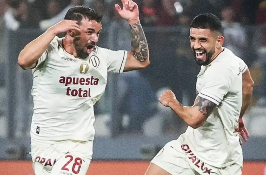 El ex seleccionado peruano sigue haciendo historia en la liga local.