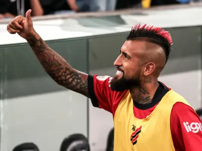 Uno es de Colo-Colo: Las cuatro promesas chilenas que Arturo Vidal cree que llegarán al fútbol europeo