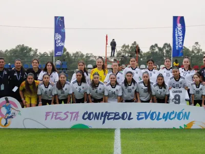 Con cambio de rival: Amargo debut de la Sub-16 Femenina de Colo-Colo en la Fiesta Conmebol Evolución