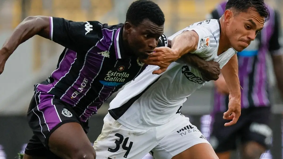 Colo-Colo vs Real Valladolid.