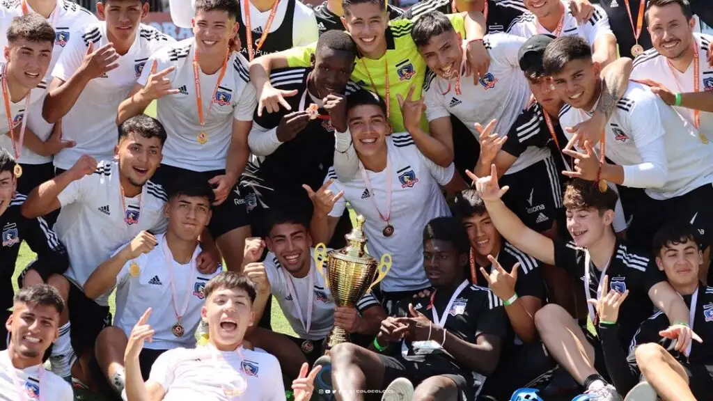 Colo-Colo debutará ante Magallanes en la Copa Futuro.