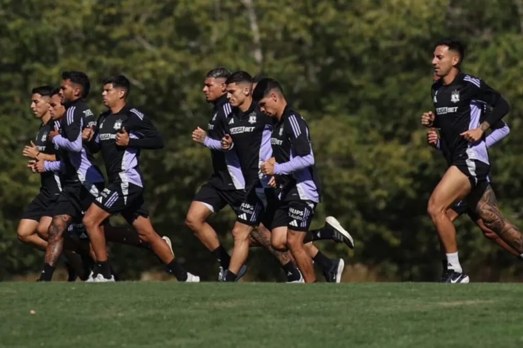 Entrenamiento Colo-Colo en el Campo de Entrenamiento del Sifup.