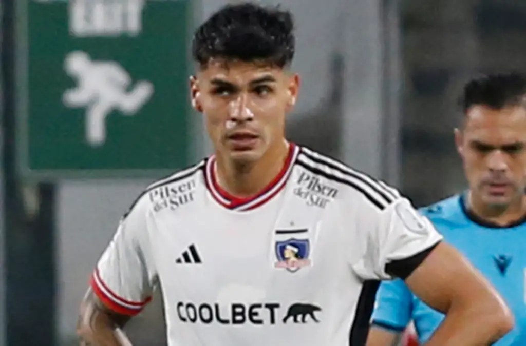 Colo-Colo quiere mantener a Erick Wiemberg en el plantel.
