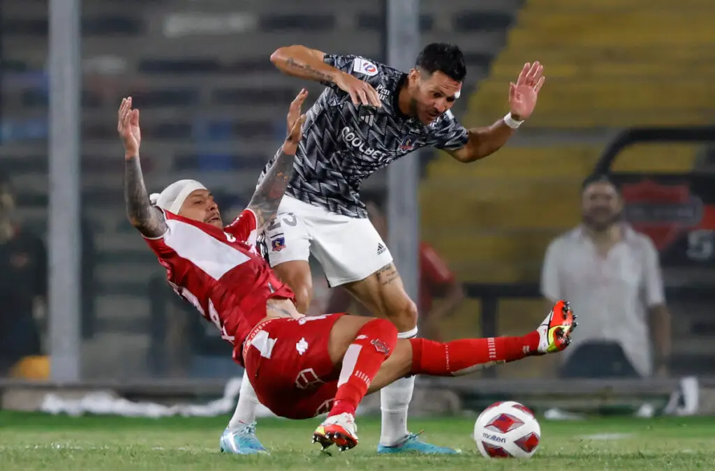 Ramiro González tuvo un correcto partido ante Ñublense.