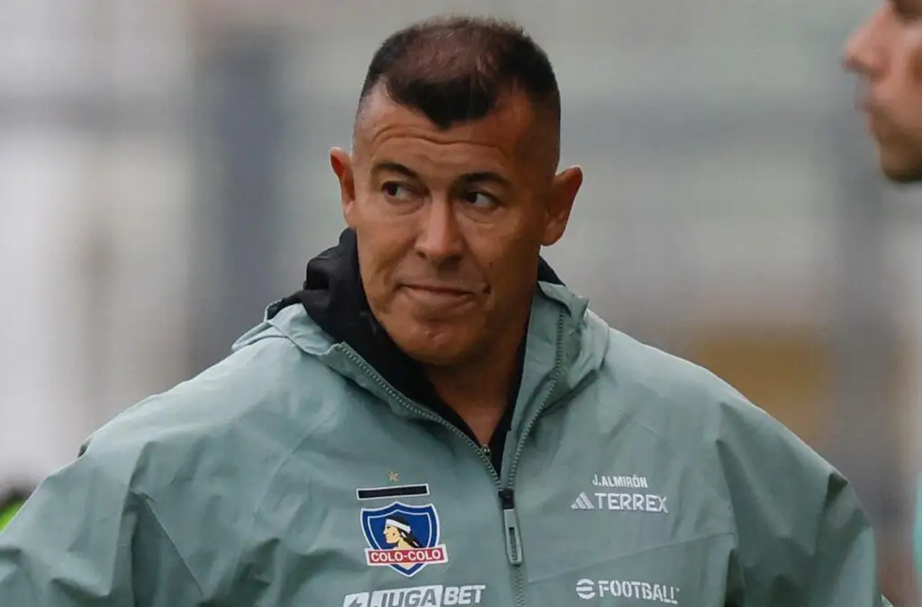 Jorge Almirón hizo un llamado a la calma por el momento de Colo-Colo.