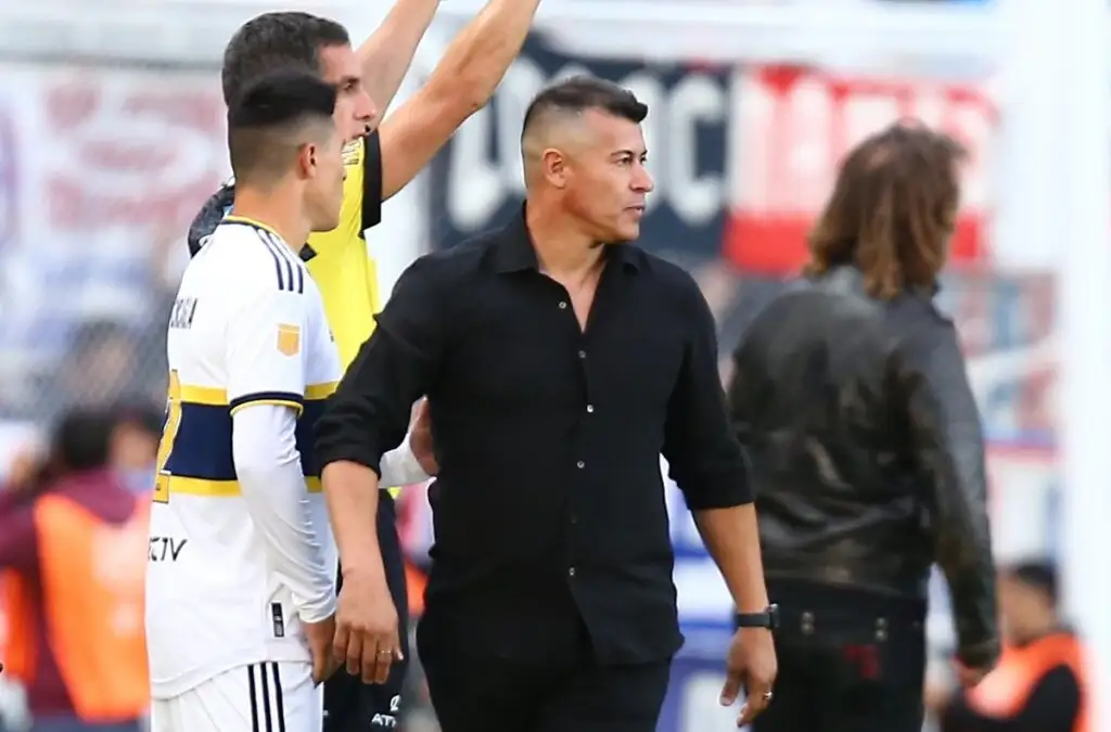 Jorge Almirón no tuve un buen debut en Boca Juniors.
