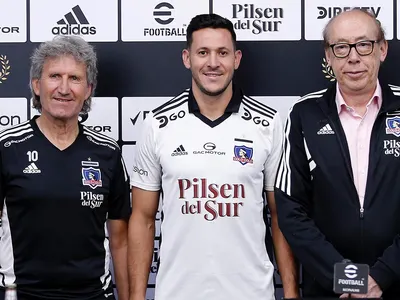 ¿Qué tal? La «talla» que lanzó Alfredo Stöhwing en plena presentación de Ramiro González