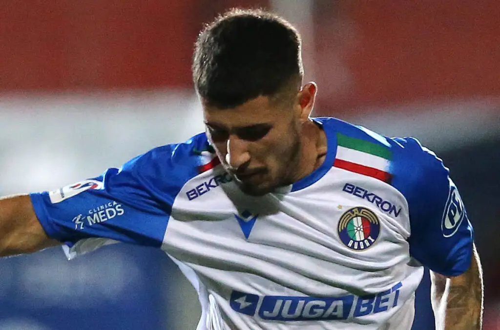 Nicolás Fernández es una de las opciones que sondeó Colo-Colo para fichar en este mercado de pases.