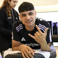 Ya es Cacique: Claudio Aquino pasó los exámenes médicos y firmó contrato con Colo-Colo