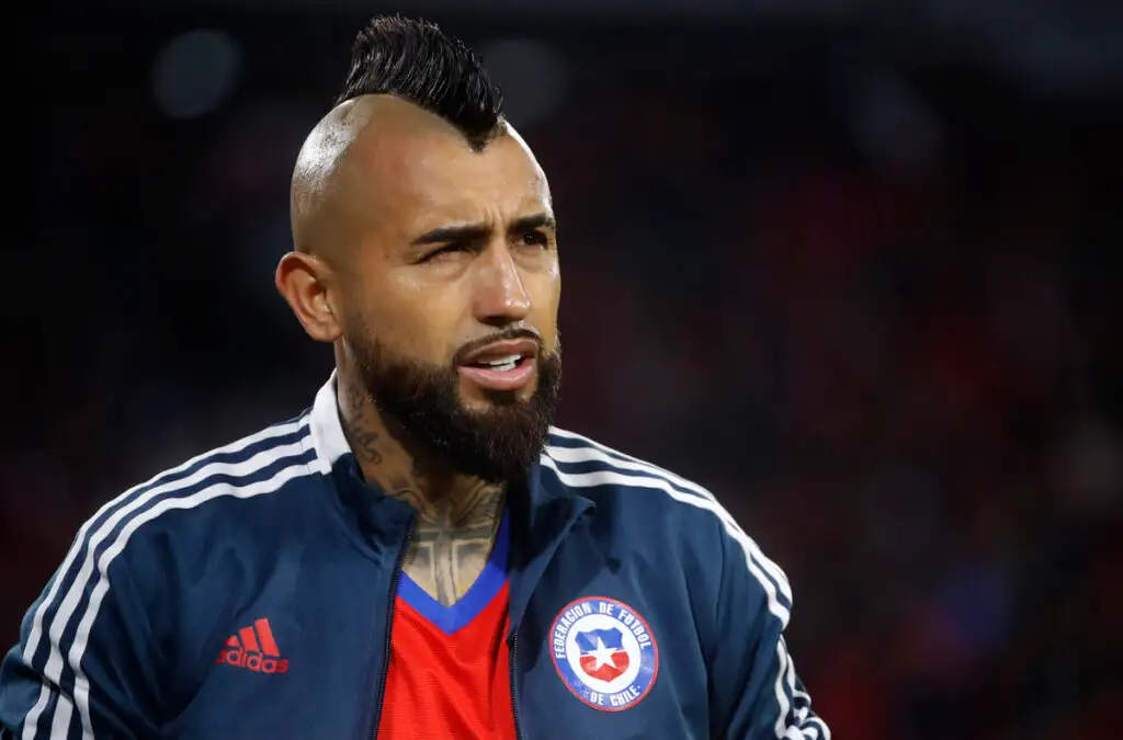 Arturo Vidal debe definir su futuro entre Colo-Colo y Boca Juniors.