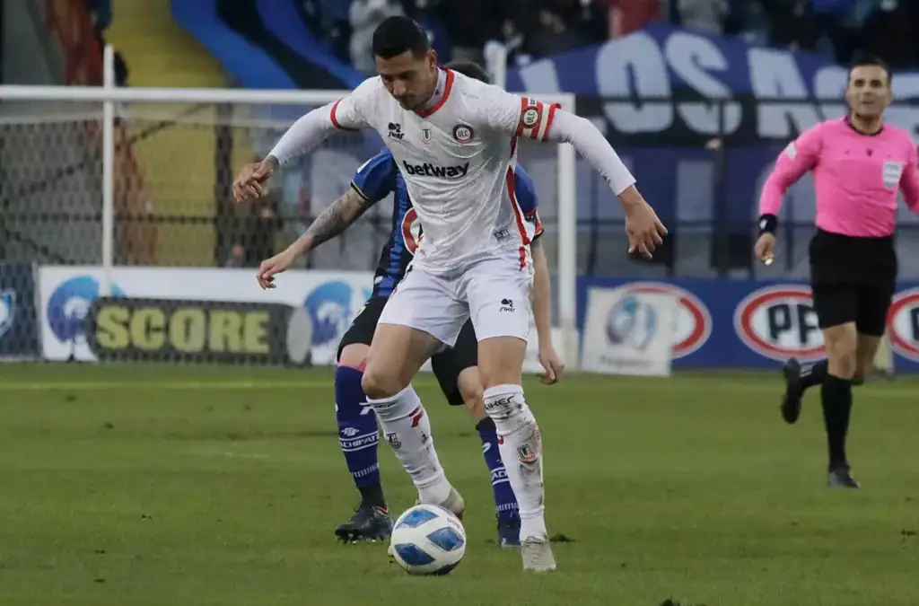 Gonzalo Castellani reforzará a Colo-Colo durante la temporada 2024.