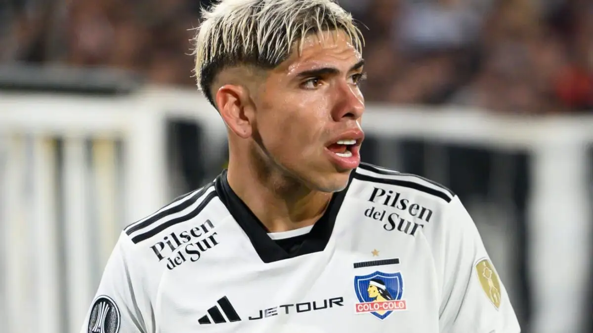 Carlos Palacios no saldrá de Colo-Colo en este mercado de fichajes.