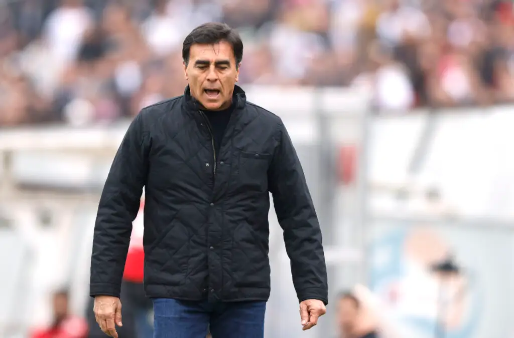 Gabriel Mendoza espera que Gustavo Quinteros no continué el 2024 en Colo-Colo