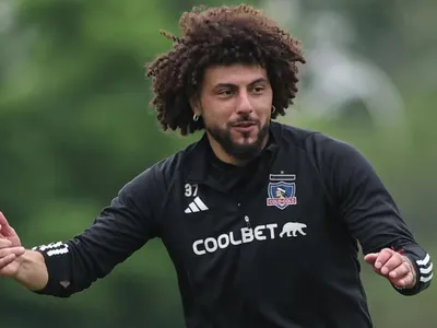 ¿Se queda en Colo-Colo? El traspié que recibiría Maximiliano Falcón por el Inter Miami