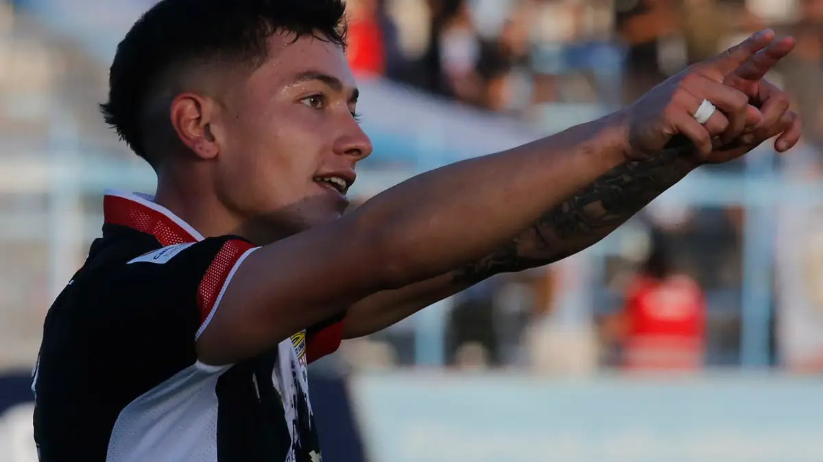 Cristián Zavala podría sumar otro año más sin jugar por Colo-Colo.