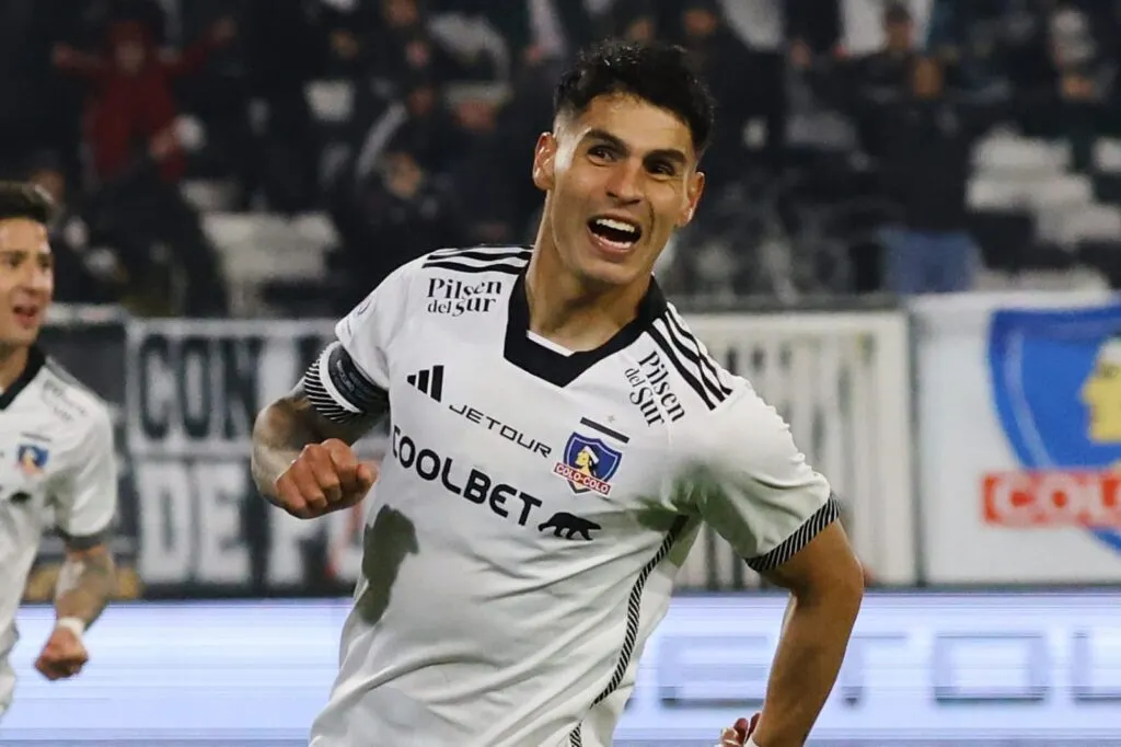 Erick Wiemberg celebrando su gol contra Ñublense.
