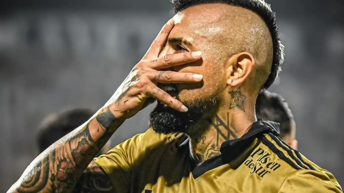 El ‘King’ ha vuelto locos a los hinchas en el estadio y en internet.