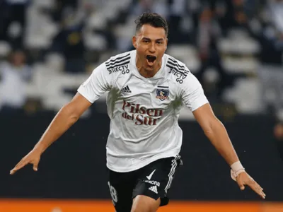 ¿Busca volver? El gran guiño de Iván Morales a Colo-Colo en medio de su difícil presente en Cruz Azul