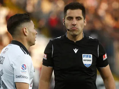 ¿Otra vez dirigirá a Colo-Colo? Aseguran que hay árbitro confirmado para el Superclásico
