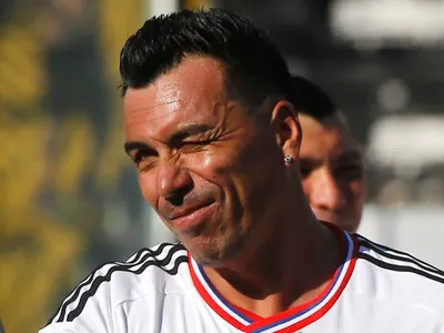 Expectación total: Esteban Paredes tomó una decisión sobre su carrera profesional