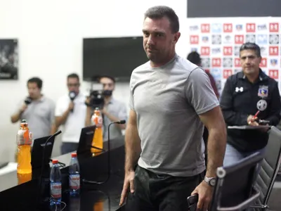 ¿Se va al Málaga?: Pablo Guede se refirió a la posible contratación de Gabriel Suazo