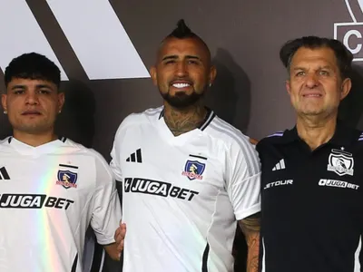Llegó el arquero y el 10: Desde Colo-Colo revelan cuál será el próximo refuerzo que buscarán para 2025