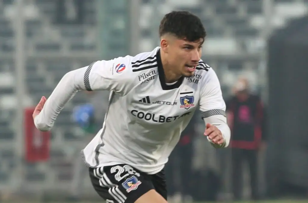 Alexander Oroz no ha sido parte de las últimas tres citaciones finales de Colo-Colo.