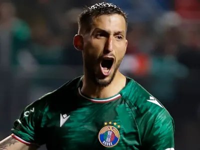 ¿Se reactivó el interés? Colo-Colo tomó una decisión ante la posible contratación de Gonzalo Sosa