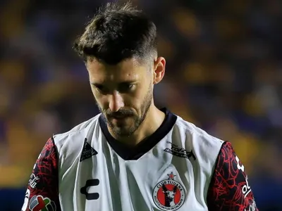 ¿Karma?: Delantero que rechazó a Colo-Colo no ha rendido y su club buscaría rescindir su contrato